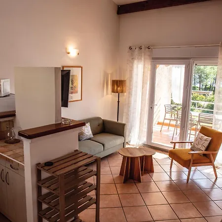 Domaine De Pianiccia Апартаменты *