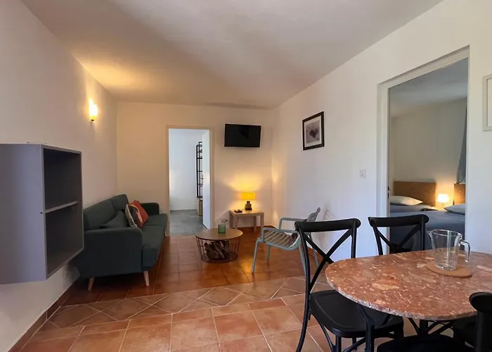 Domaine De Pianiccia * Favone